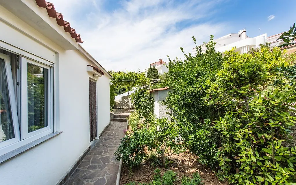 Apartment Kricin Baška